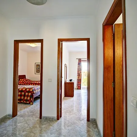 Algarve Gardens מלון דירות 3*