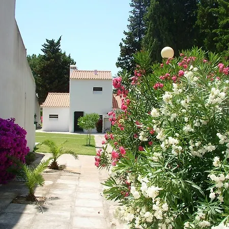 מלון דירות Algarve Gardens 3*