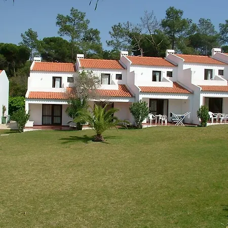 מלון דירות Algarve Gardens 3*