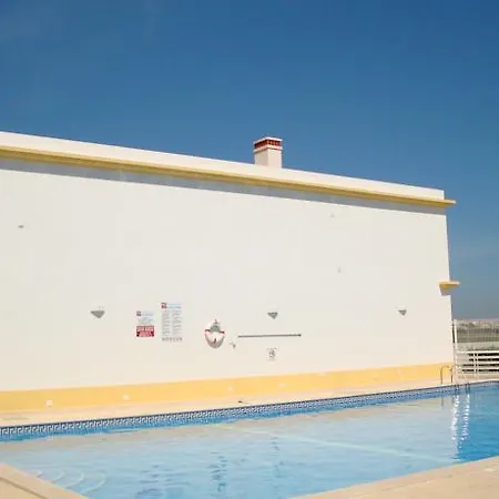 מלון דירות Algarve Gardens 3*