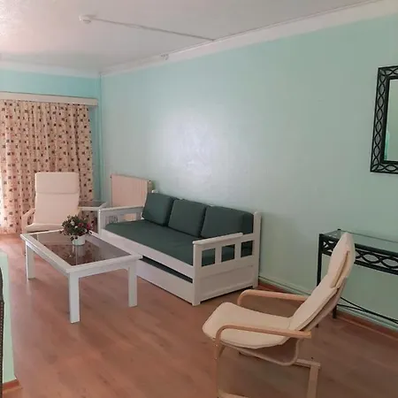 Algarve Gardens מלון דירות אלבופיירה