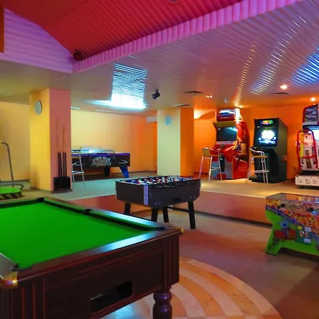 Algarve Gardens Албуфейра