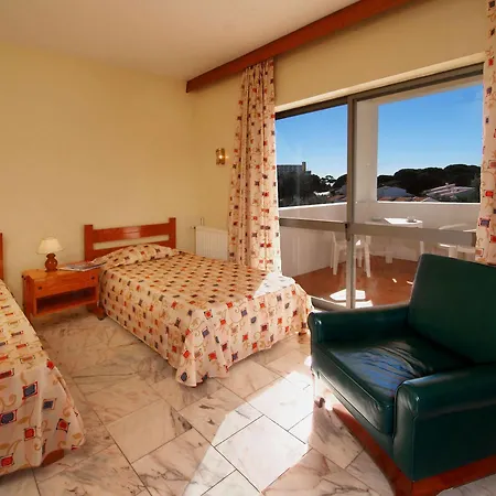 아파트호텔 Algarve Gardens 알부페이라