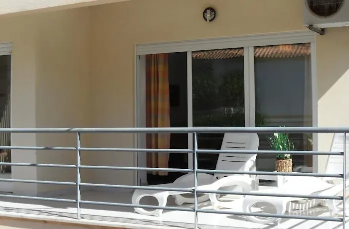 Lägenhetshotell Algarve Gardens 3*