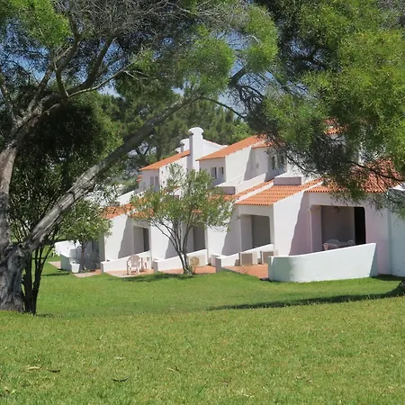 Algarve Gardens Αλμπουφέιρα
